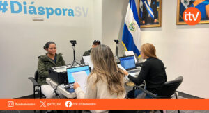 Salvadoreños en tres ciudades de EEUU ya pueden tramitar su DUI