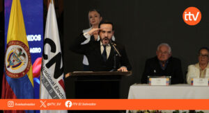 CNE entrega credencial a Abelardo de la Espriella como presidente electo de Colombia