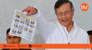 Petro cuestiona preconteo electoral tras ajustada ventaja de De la Espriella