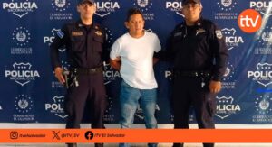 Capturan a hombre acusado de atacar y herir a dos mujeres