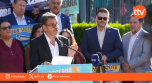 Eugenio Derbez denuncia intimidación contra latinos en Estados Unidos